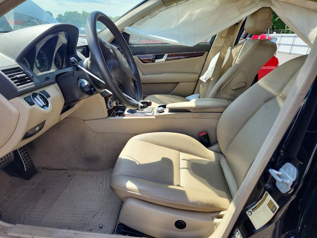 2011 Mercedes-benz C 300 4matic Black vin: WDDGF8BB4BR150370