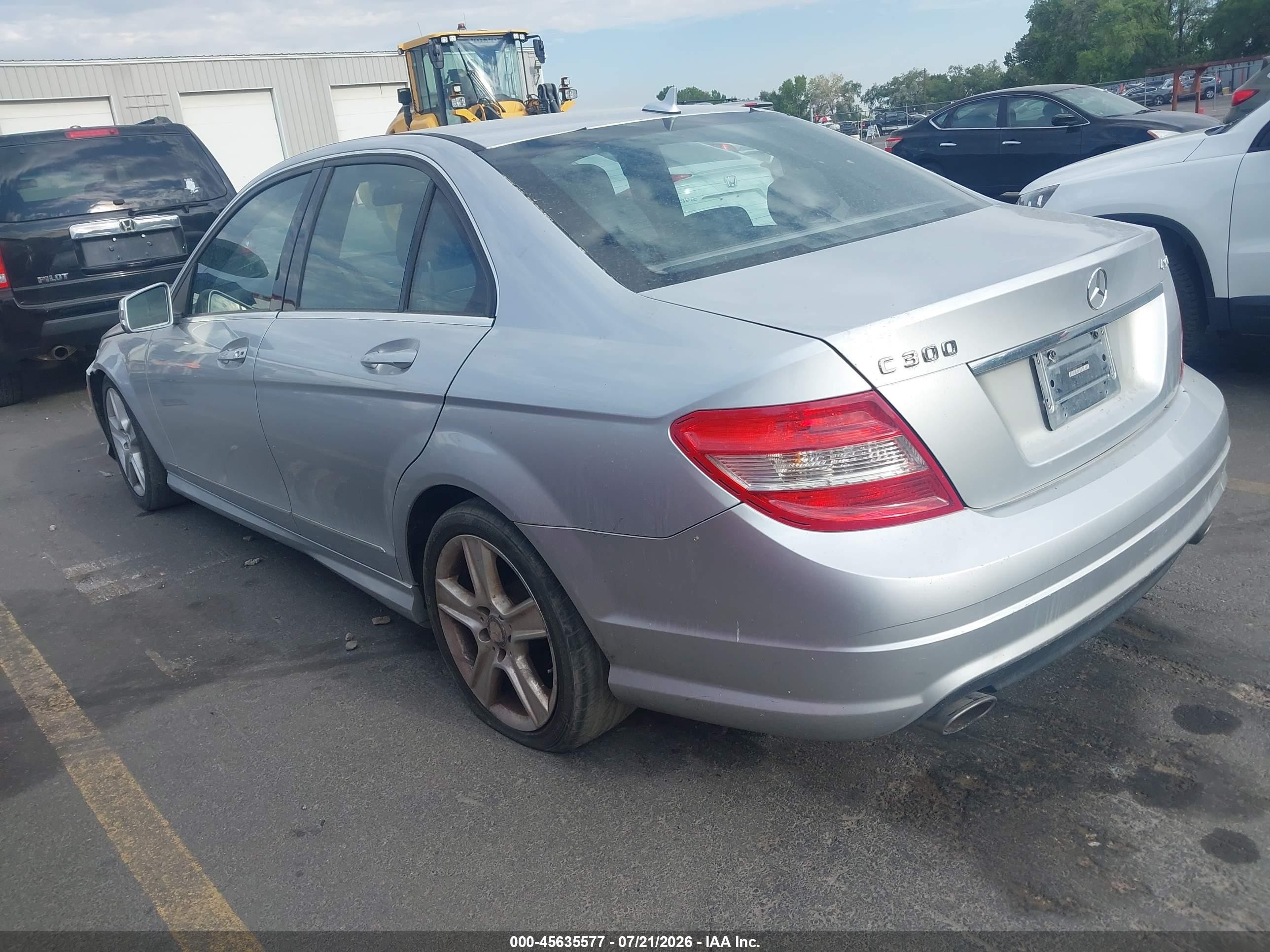 2011 Mercedes-benz C 300 Luxury 4matic/sport 4matic Silver vin: WDDGF8BB4BR163748