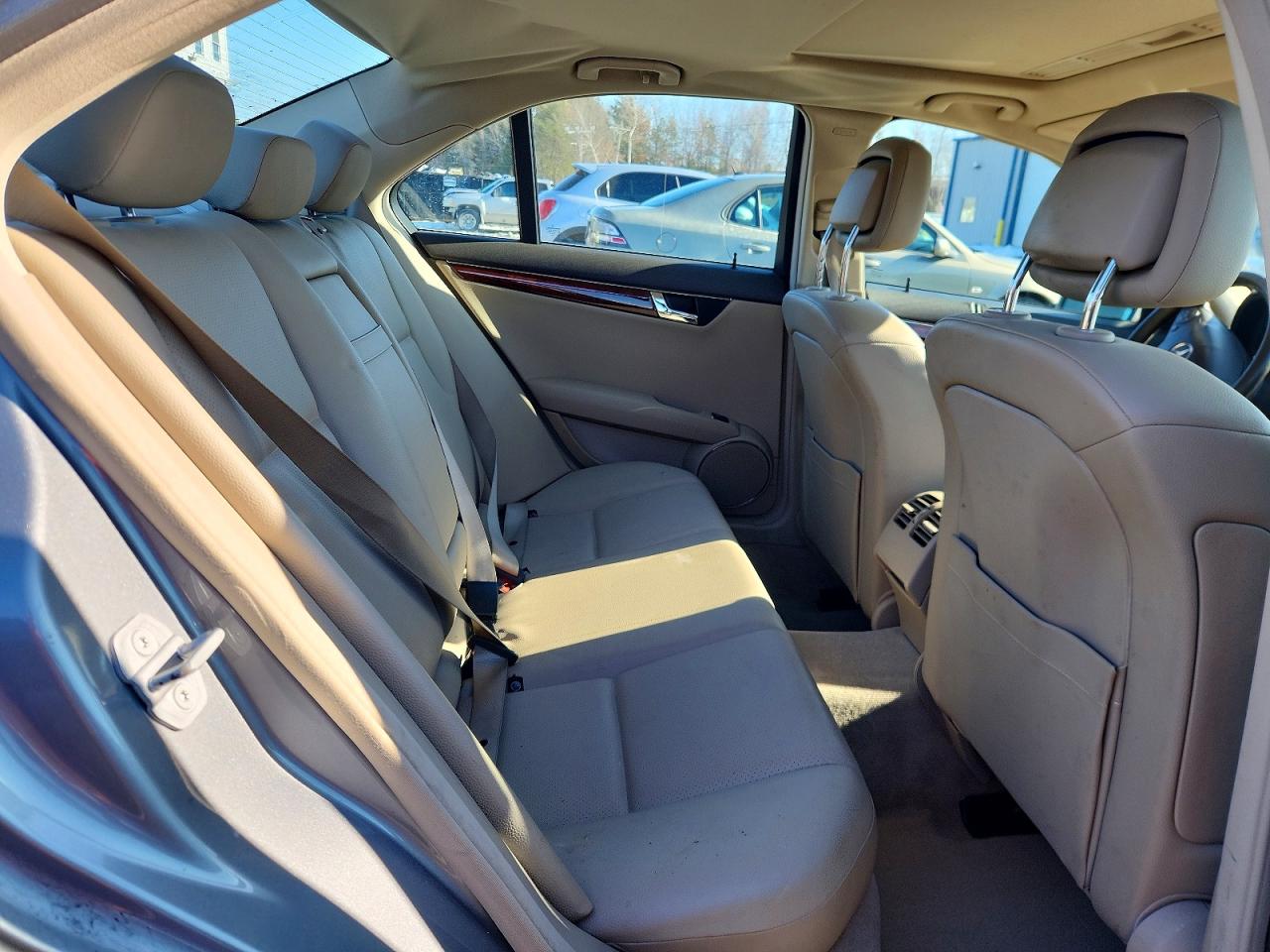 2011 Mercedes-benz C 300 4matic Gray vin: WDDGF8BB4BR167007