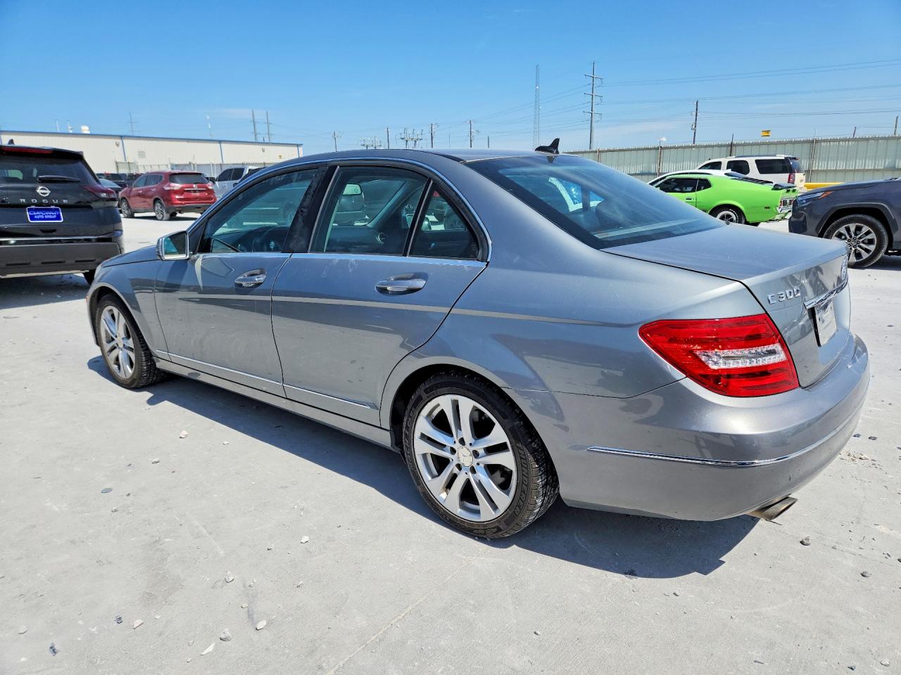 2012 Mercedes-benz C 300 4matic Gray vin: WDDGF8BB4CF857312