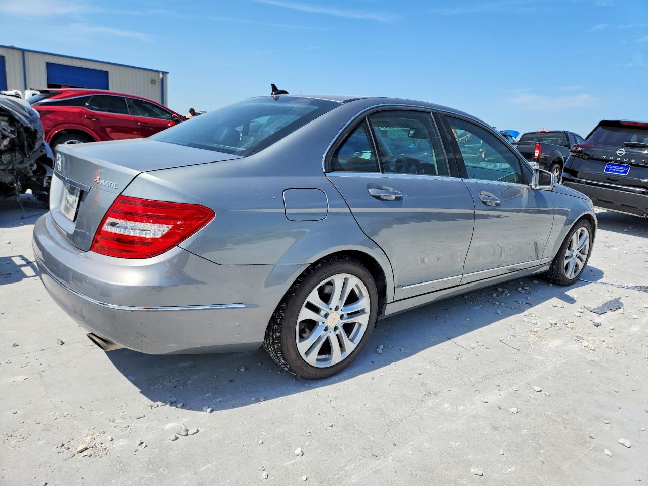 2012 Mercedes-benz C 300 4matic Gray vin: WDDGF8BB4CF857312