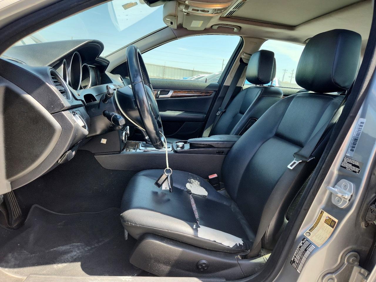 2012 Mercedes-benz C 300 4matic Gray vin: WDDGF8BB4CF857312