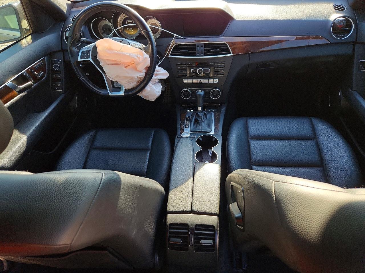 2012 Mercedes-benz C 300 4matic Black vin: WDDGF8BB4CR192166
