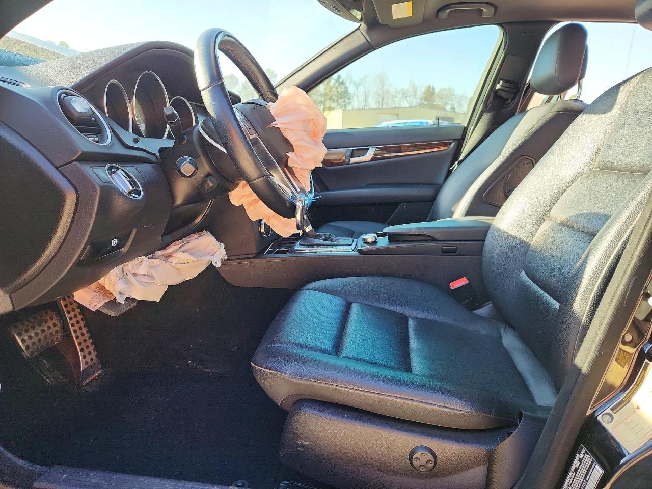 2012 Mercedes-benz C 300 4matic Black vin: WDDGF8BB4CR192166