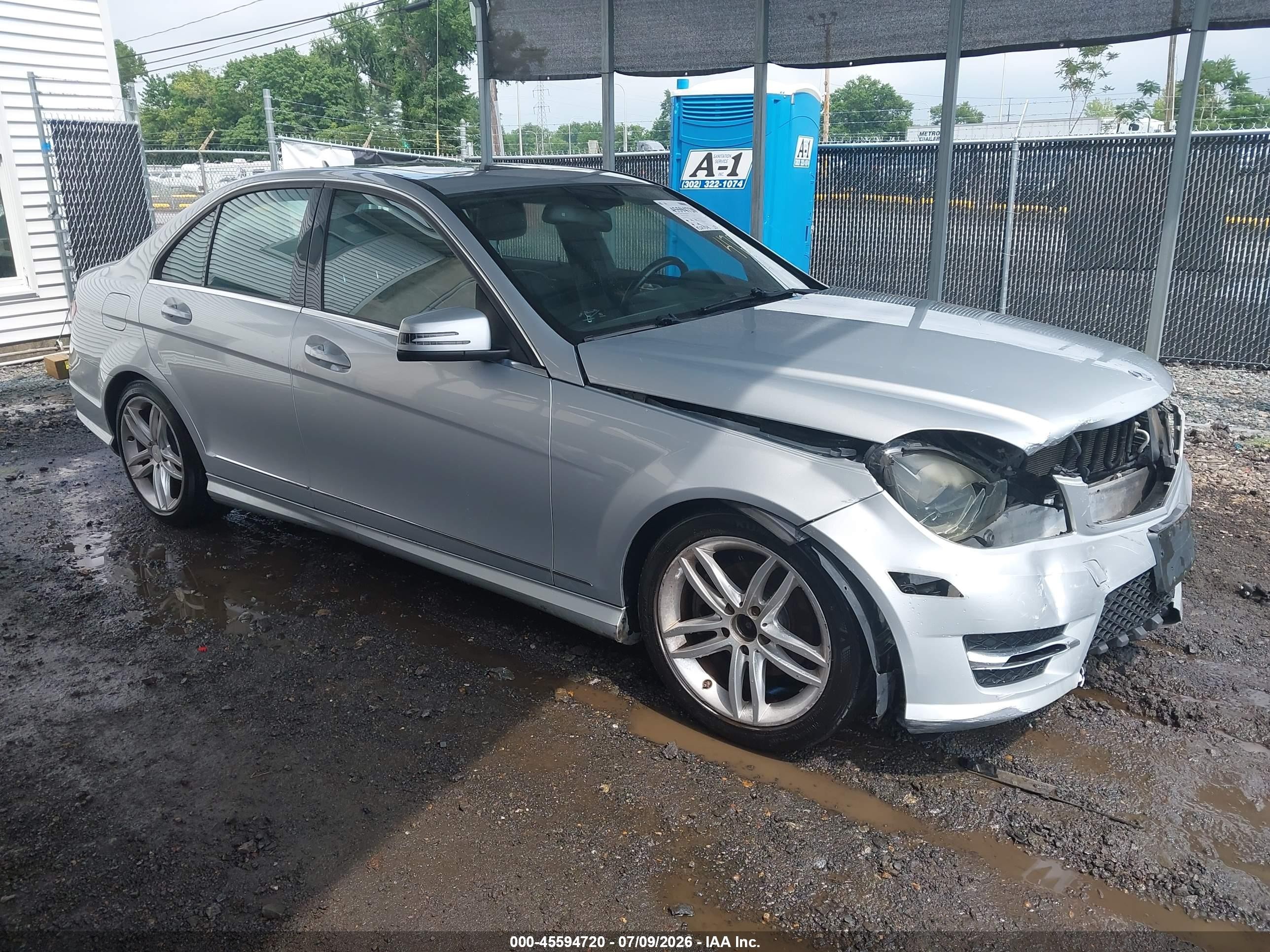 2012 Mercedes-benz C 300 Sport 4matic Silver vin: WDDGF8BB4CR229233