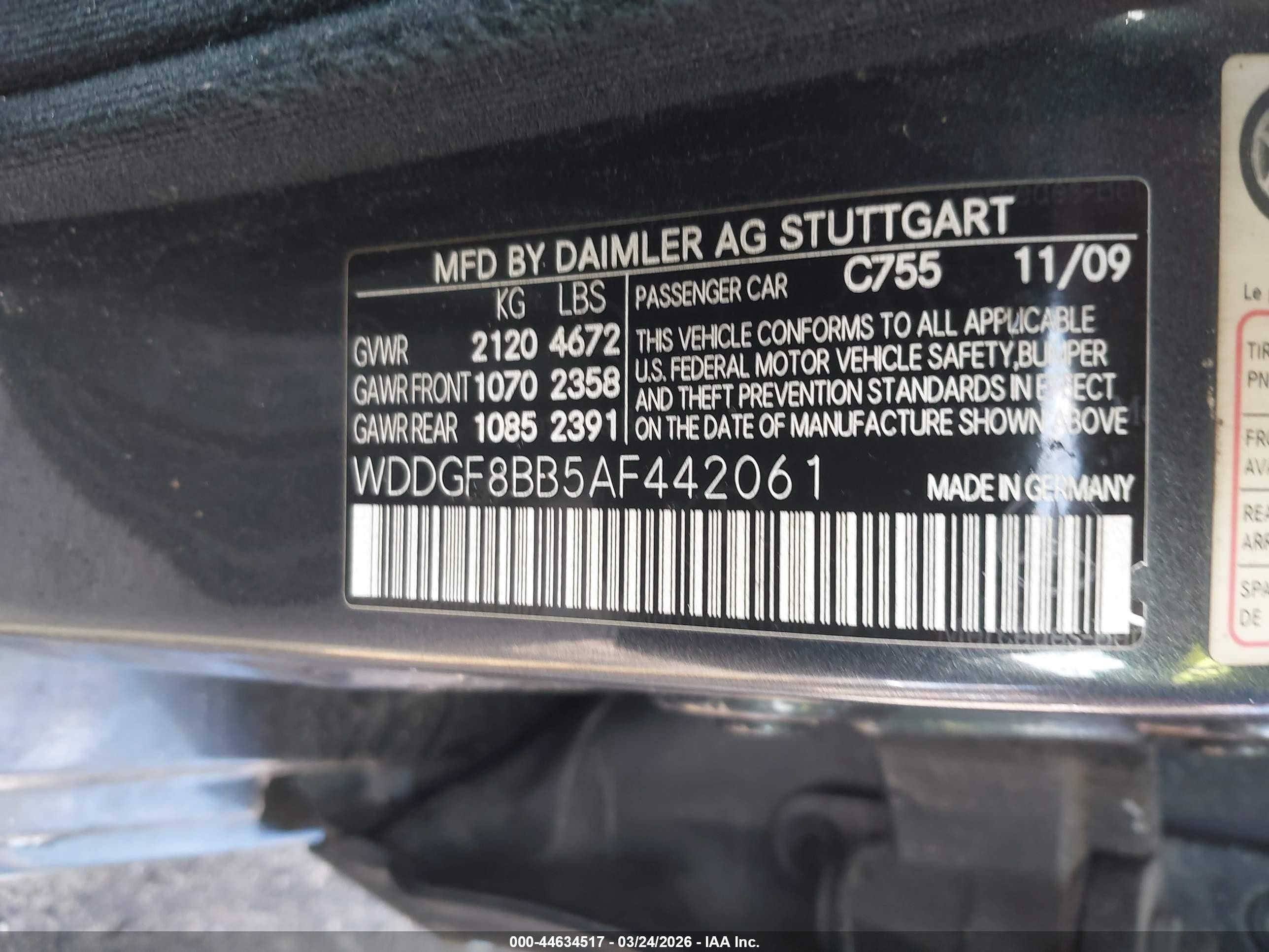 2010 Mercedes-benz C 300 Luxury 4matic/sport 4matic Silver vin: WDDGF8BB5AF442061