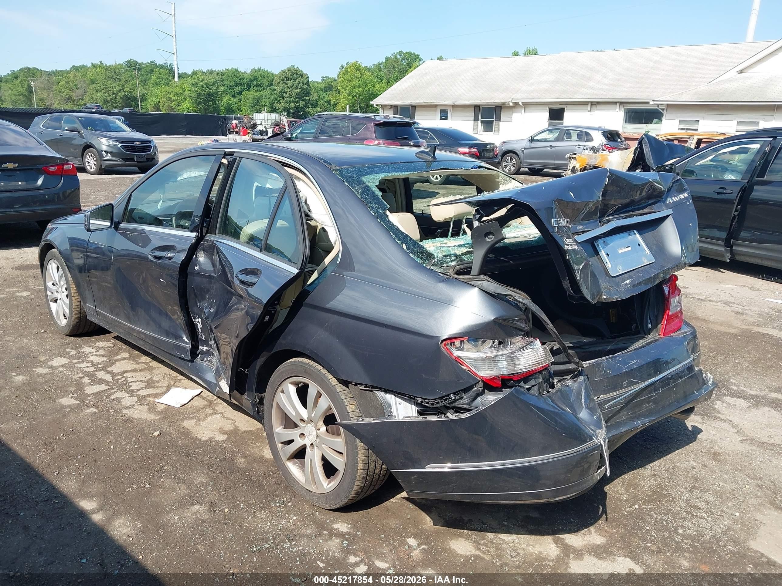 2010 Mercedes-benz C 300 Luxury 4matic Gray vin: WDDGF8BB5AF466067