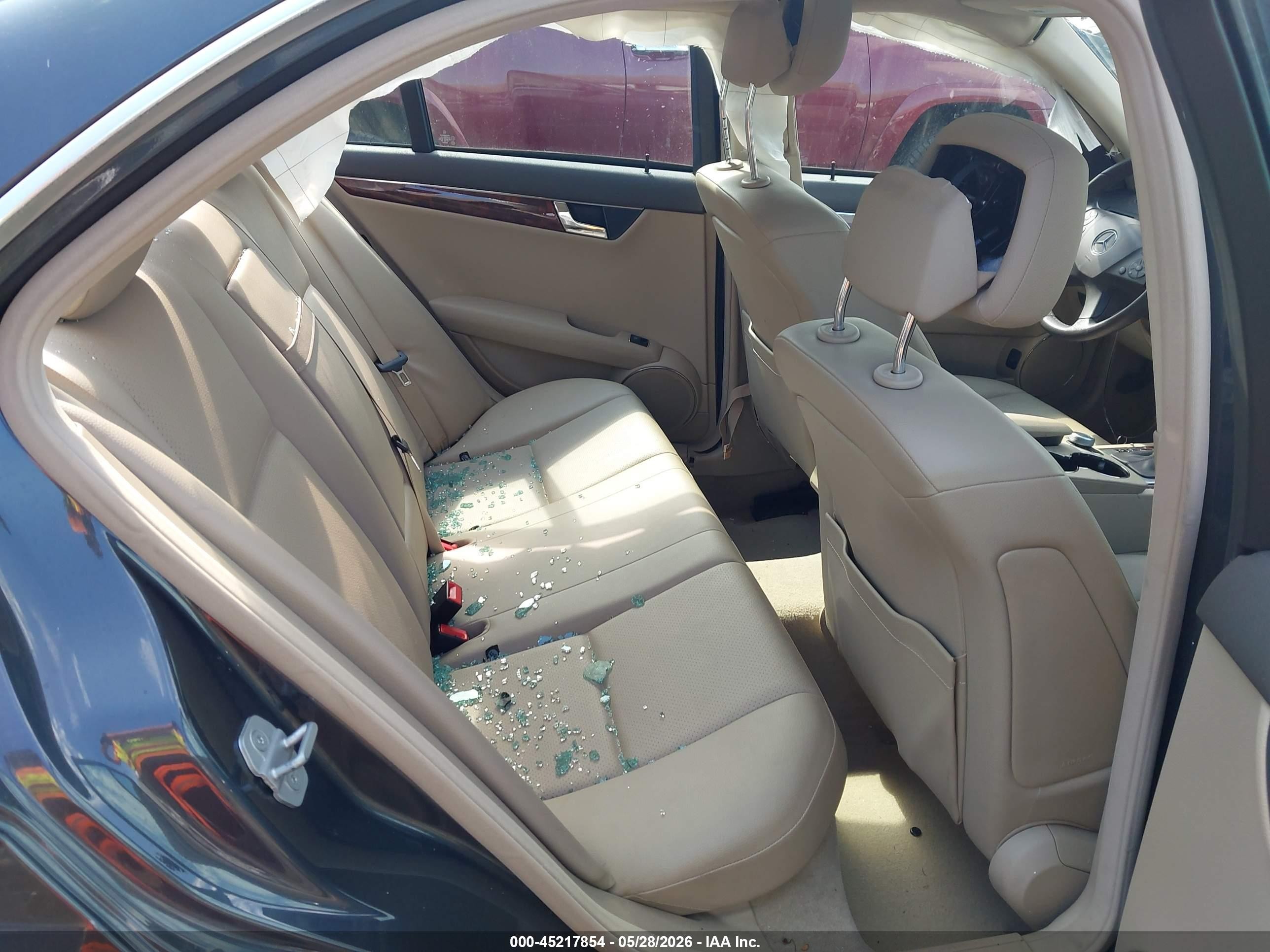 2010 Mercedes-benz C 300 Luxury 4matic Gray vin: WDDGF8BB5AF466067