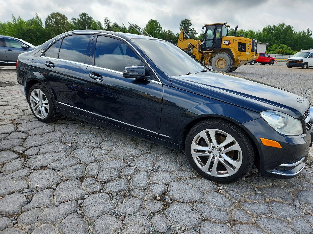 2012 Mercedes-benz C 300 4matic Черный vin: WDDGF8BB5CA629705