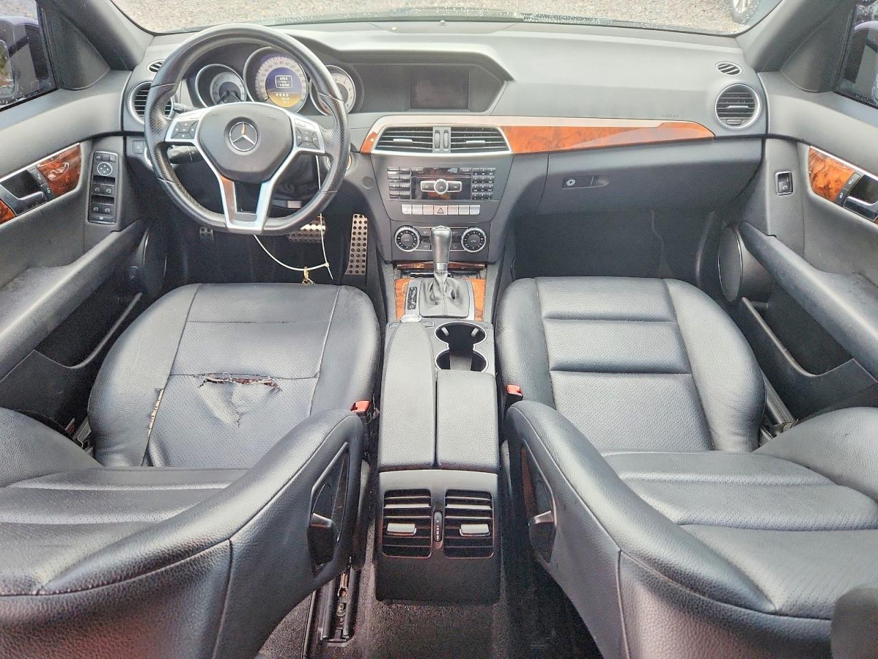 2012 Mercedes-benz C 300 4matic Black vin: WDDGF8BB5CA683327