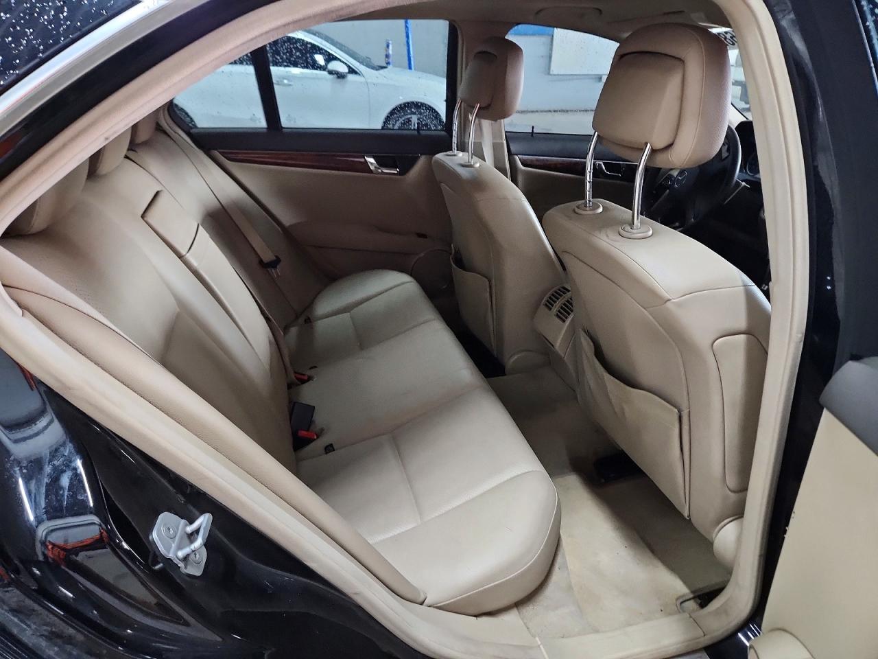 2010 Mercedes-benz C 300 4matic Black vin: WDDGF8BB6AF449567