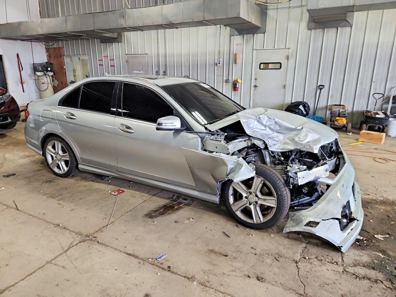 2010 Mercedes-benz C 300 4matic Silver vin: WDDGF8BB6AF474629