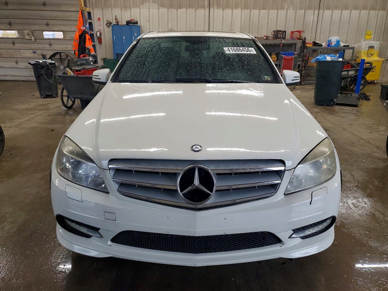 2010 Mercedes-benz C 300 4matic White vin: WDDGF8BB6AR088081