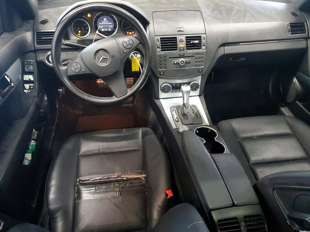 2010 Mercedes-benz C 300 4matic White vin: WDDGF8BB6AR088081