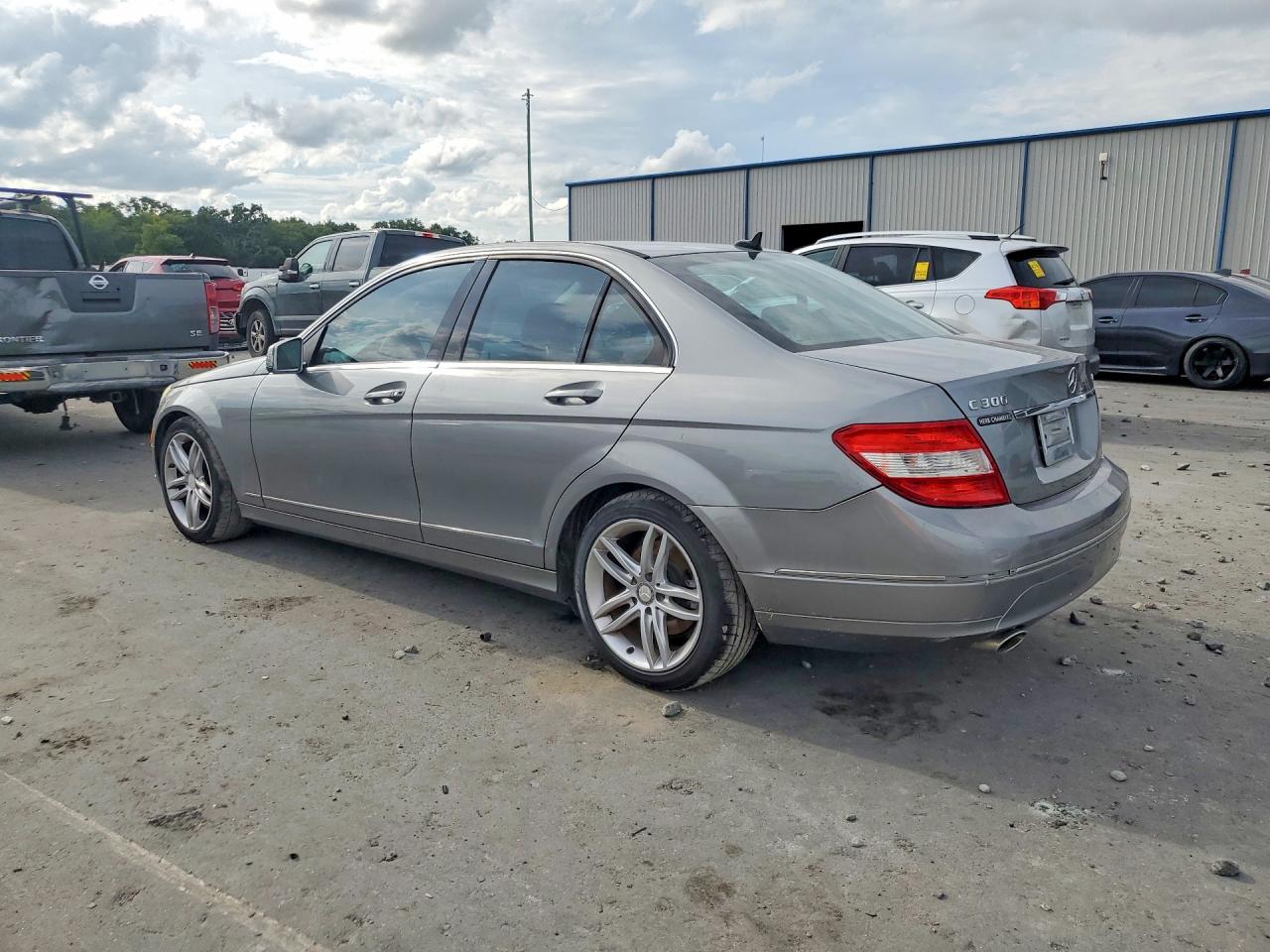 2010 Mercedes-benz C 300 4matic Silver vin: WDDGF8BB6AR092342