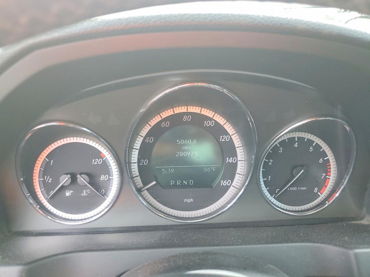 2010 Mercedes-benz C 300 4matic Silver vin: WDDGF8BB6AR092342