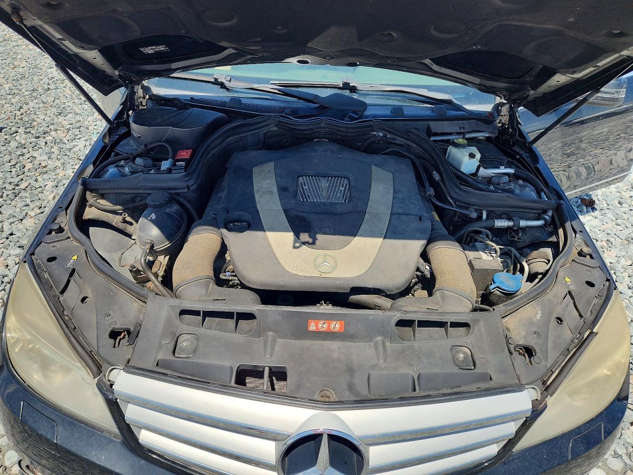 2010 Mercedes-benz C 300 4matic Blue vin: WDDGF8BB6AR094219