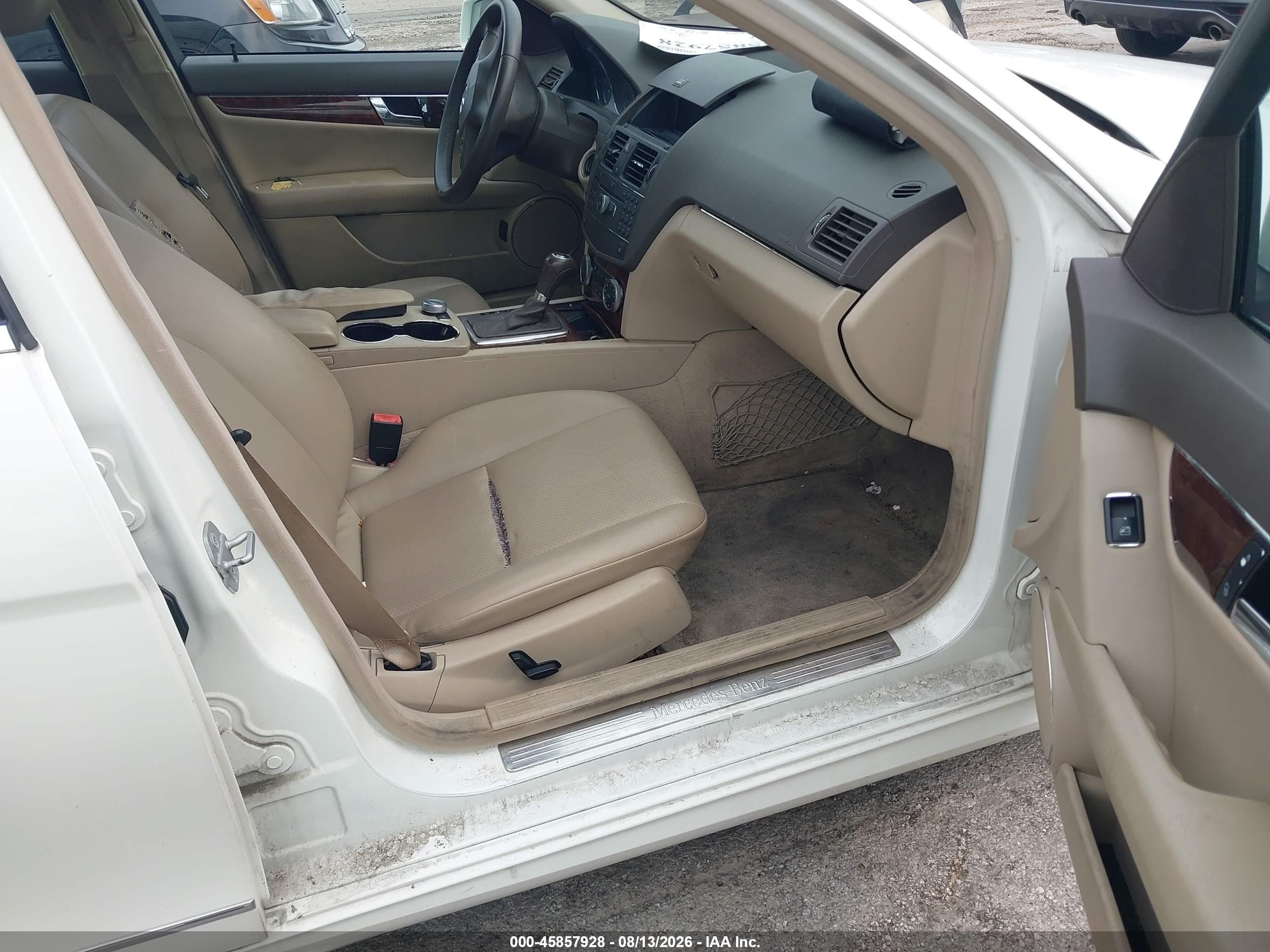 2010 Mercedes-benz C 300 Sport 4matic White vin: WDDGF8BB6AR125176