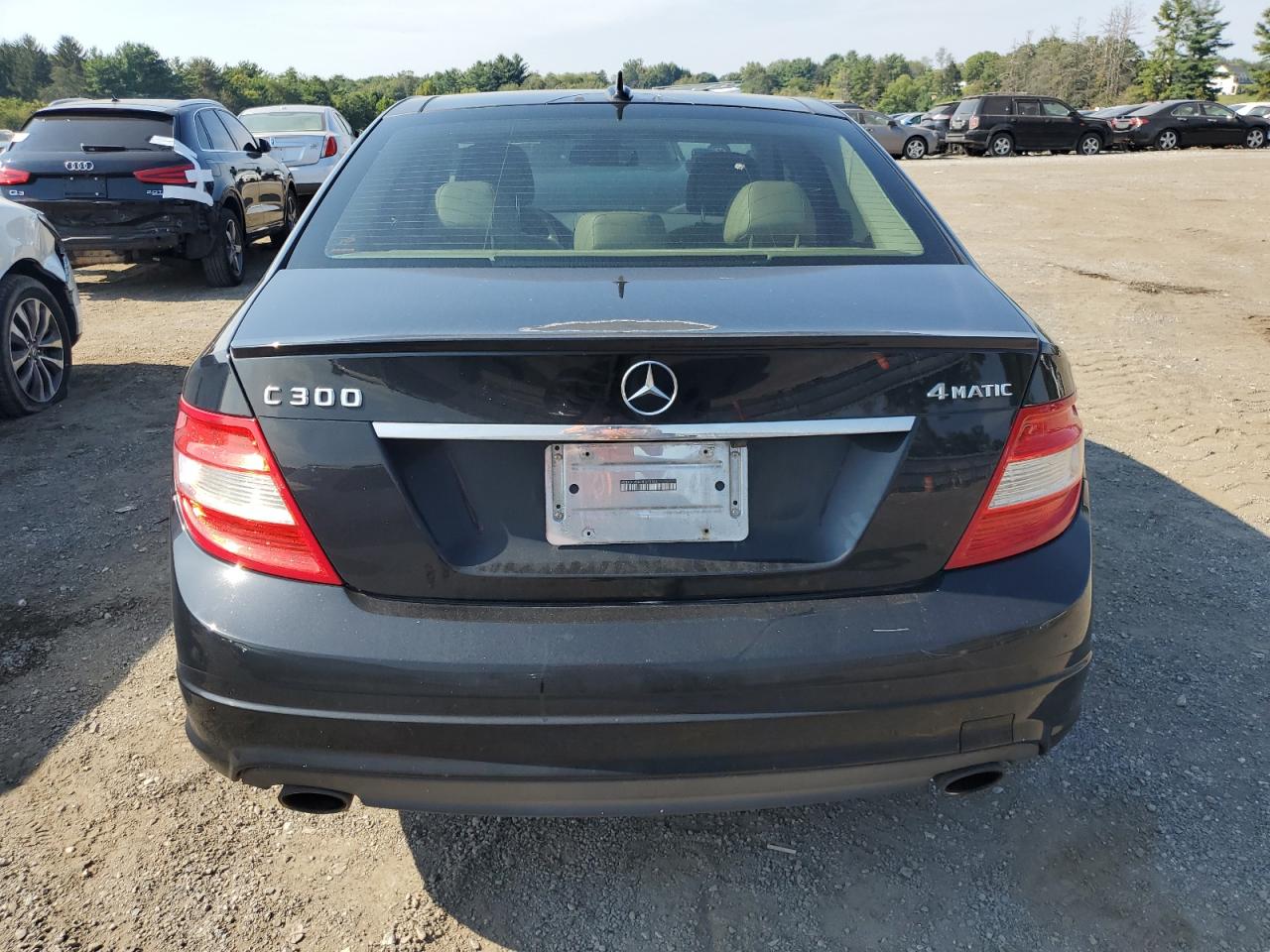 2011 Mercedes-benz C Class Черный vin: WDDGF8BB6BF645929