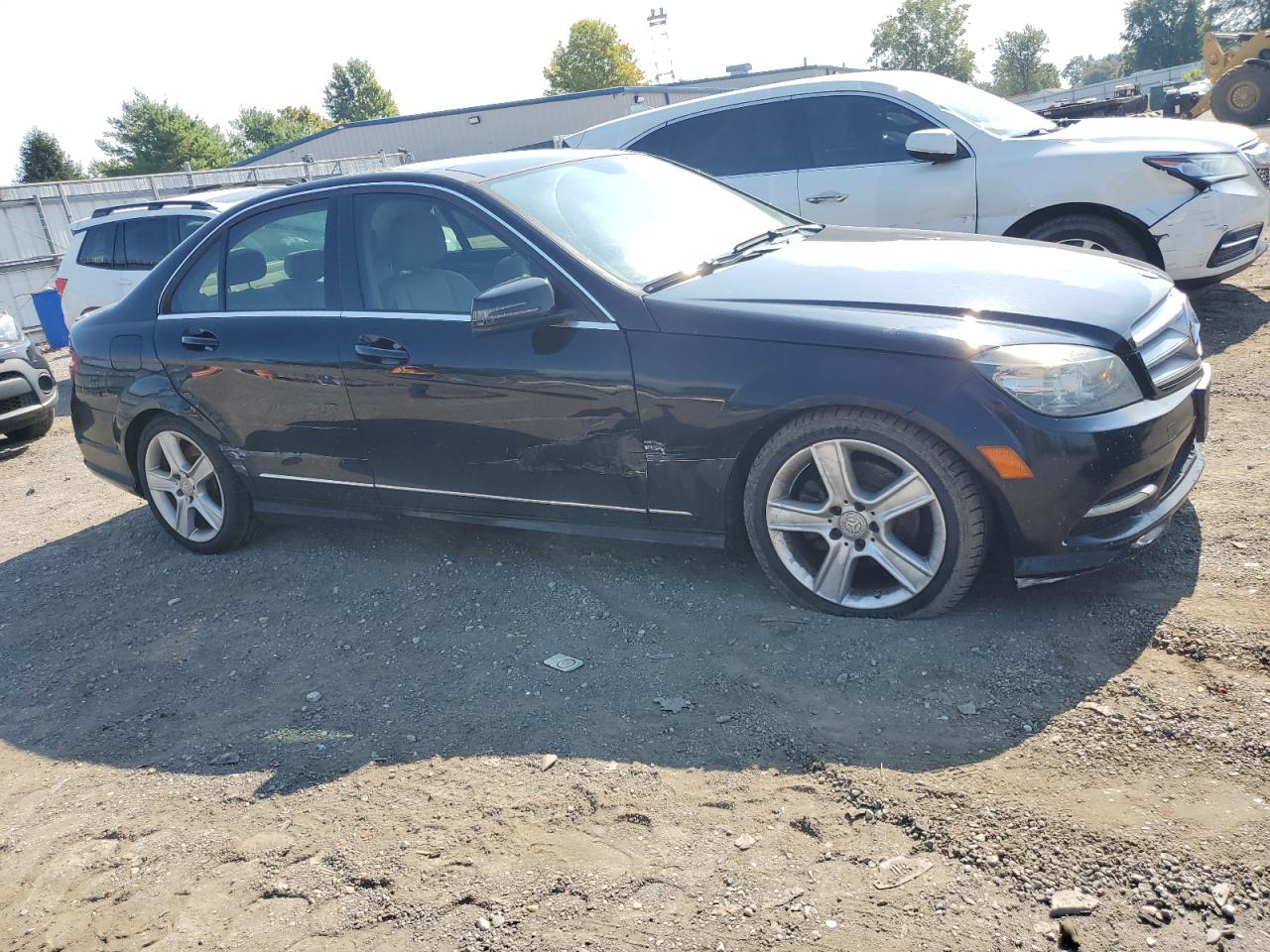 2011 Mercedes-benz C Class Черный vin: WDDGF8BB6BF645929
