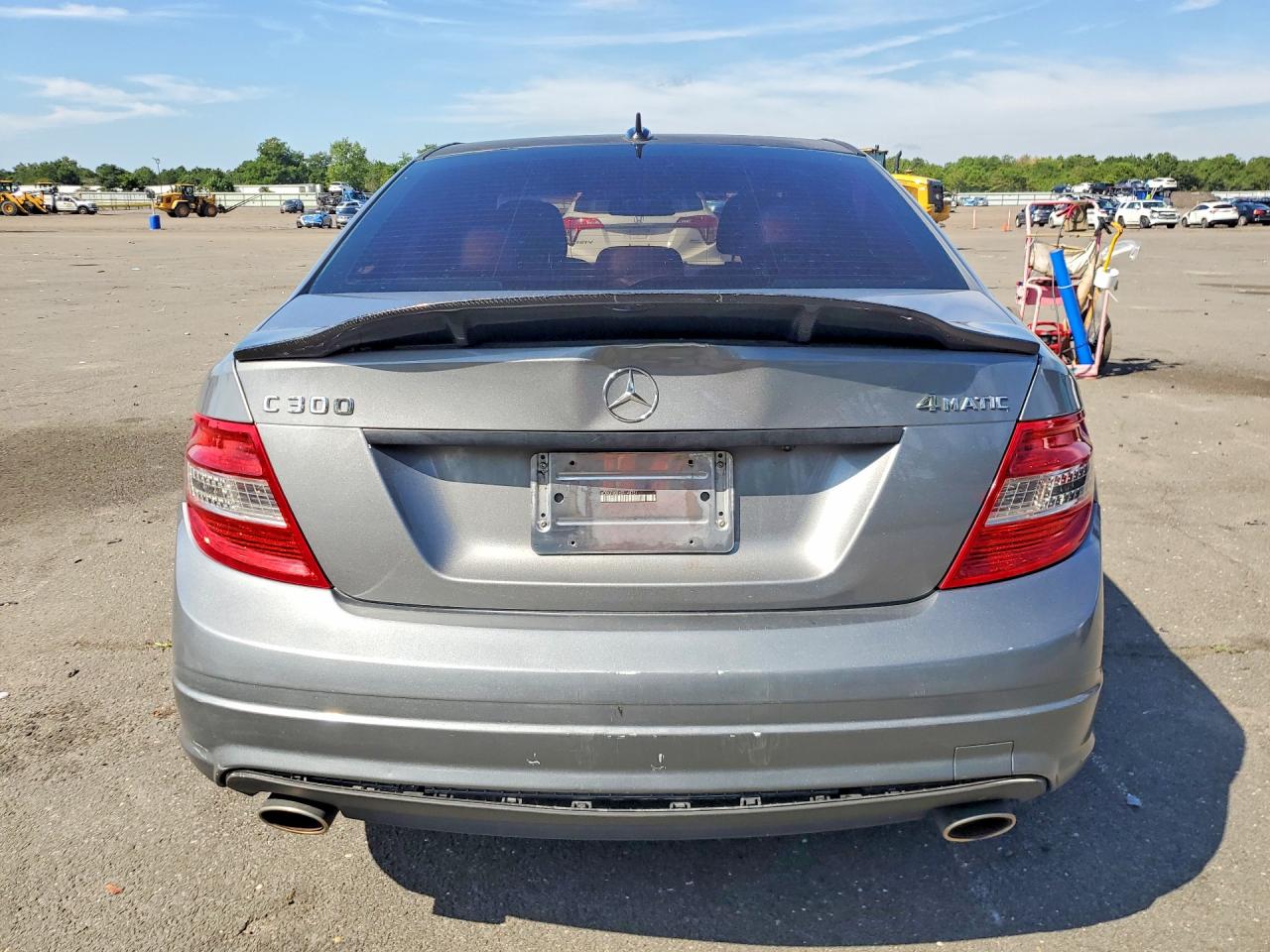 2011 Mercedes-benz C 300 4matic Silver vin: WDDGF8BB6BR148751