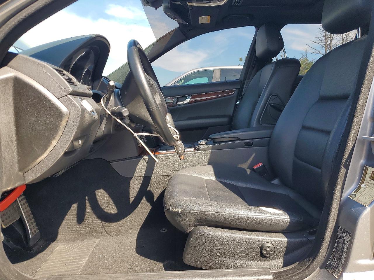 2011 Mercedes-benz C 300 4matic Silver vin: WDDGF8BB6BR148751