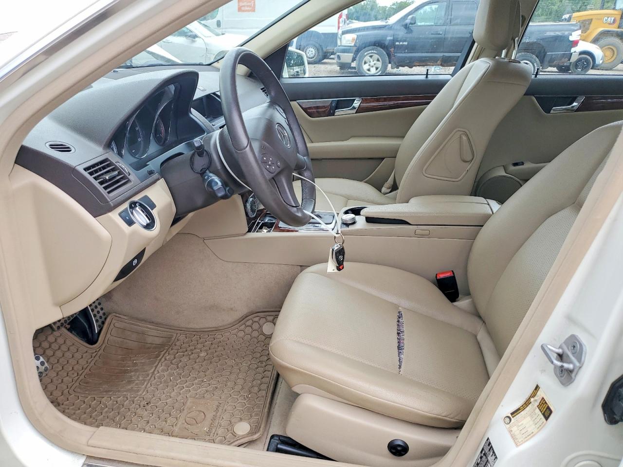 2011 Mercedes-benz C 300 4matic White vin: WDDGF8BB6BR153156