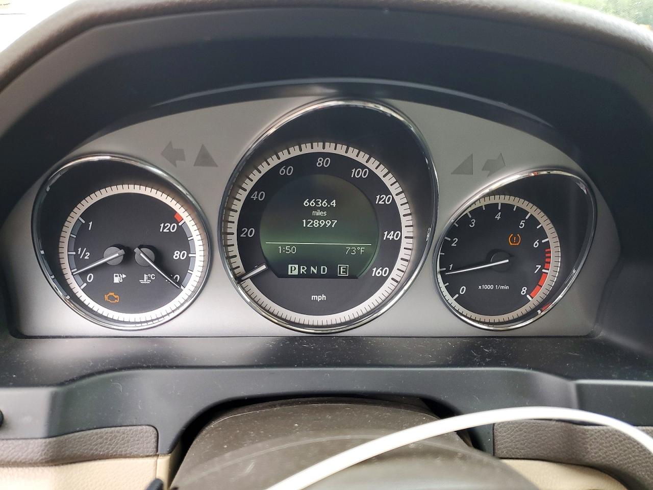 2011 Mercedes-benz C 300 4matic White vin: WDDGF8BB6BR153156