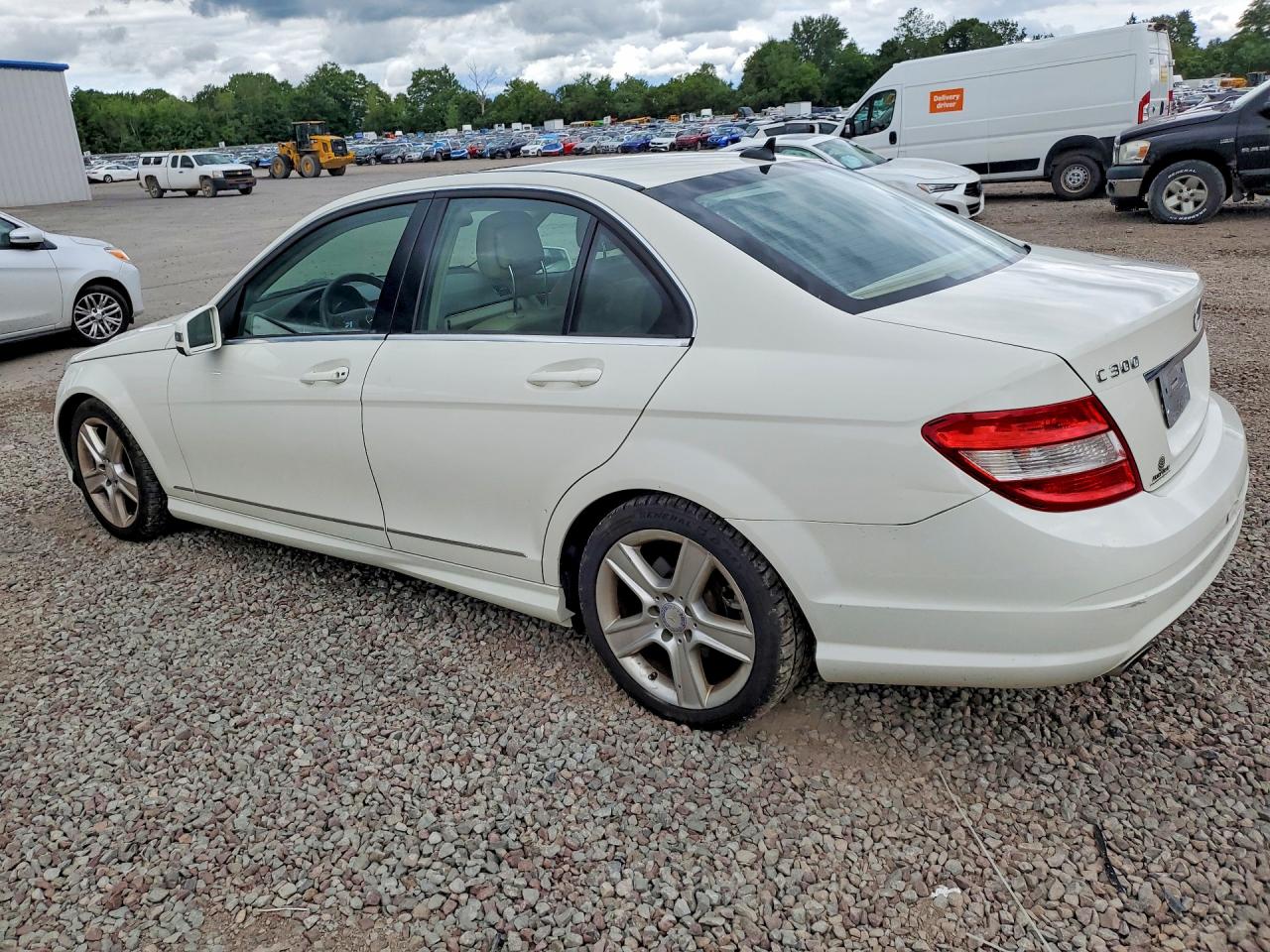 2011 Mercedes-benz C 300 4matic White vin: WDDGF8BB6BR153156