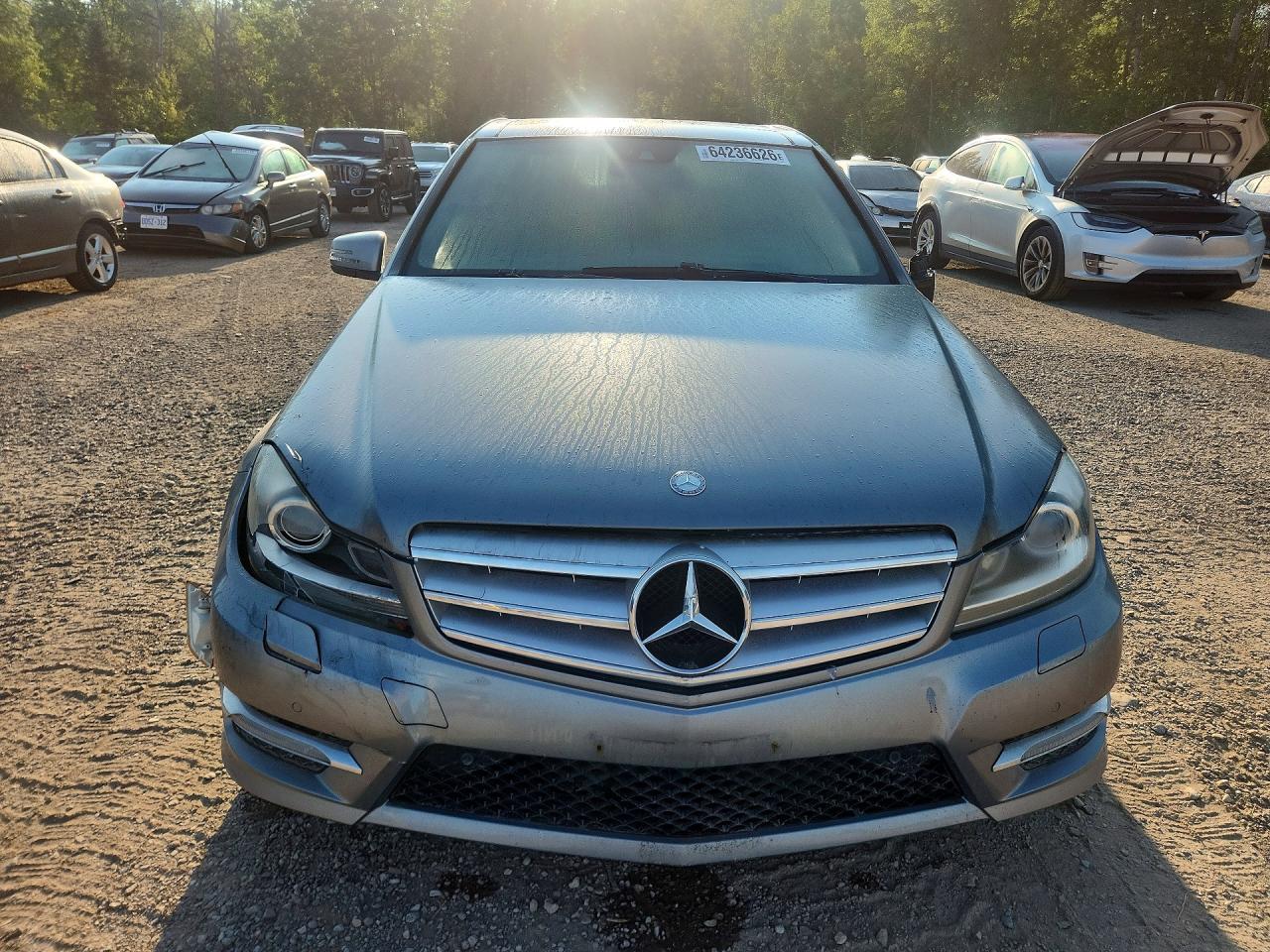 2012 Mercedes-benz C 300 4matic Gray vin: WDDGF8BB6CA601931
