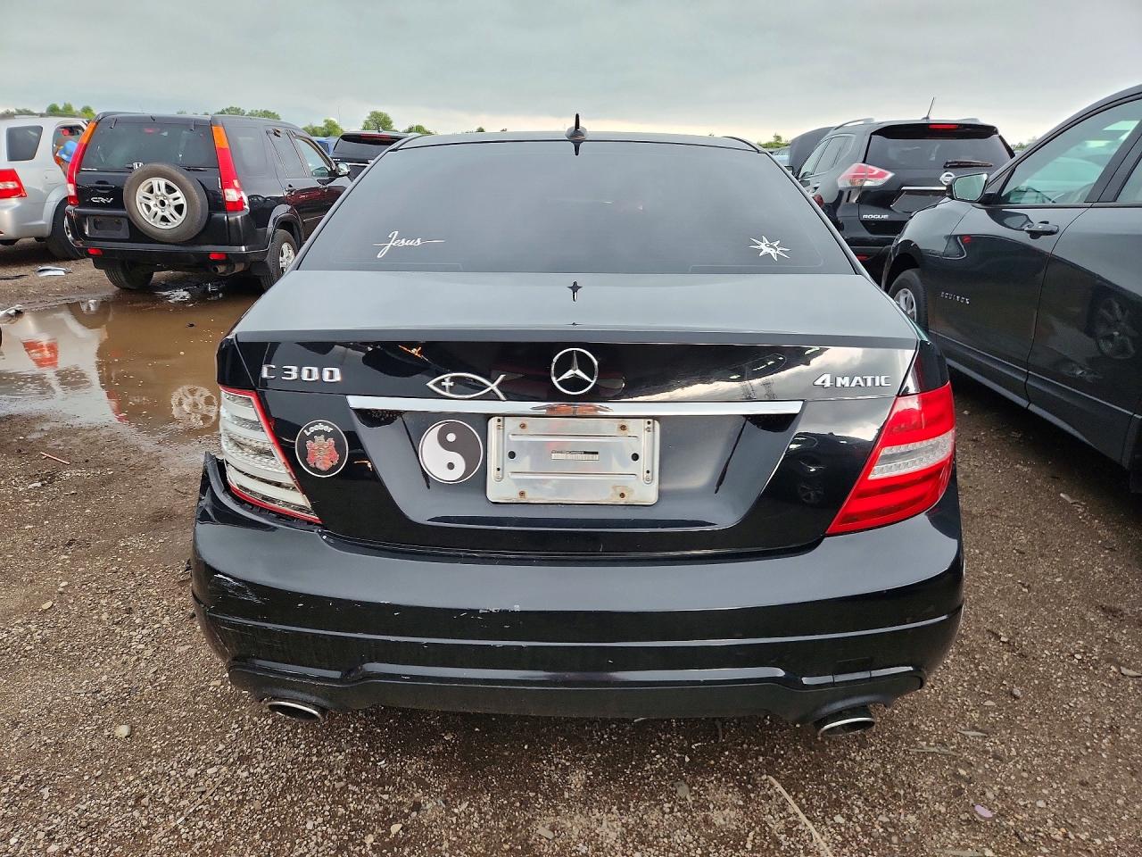 2012 Mercedes-benz C 300 4matic Black vin: WDDGF8BB6CA602576