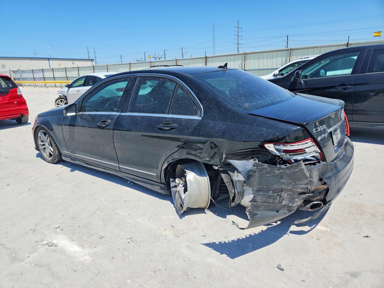 2012 Mercedes-benz C 300 4matic Black vin: WDDGF8BB6CA619152