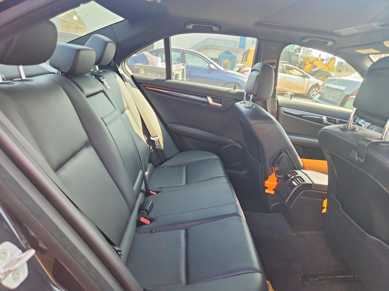 2012 Mercedes-benz C 300 4matic Black vin: WDDGF8BB6CA719607