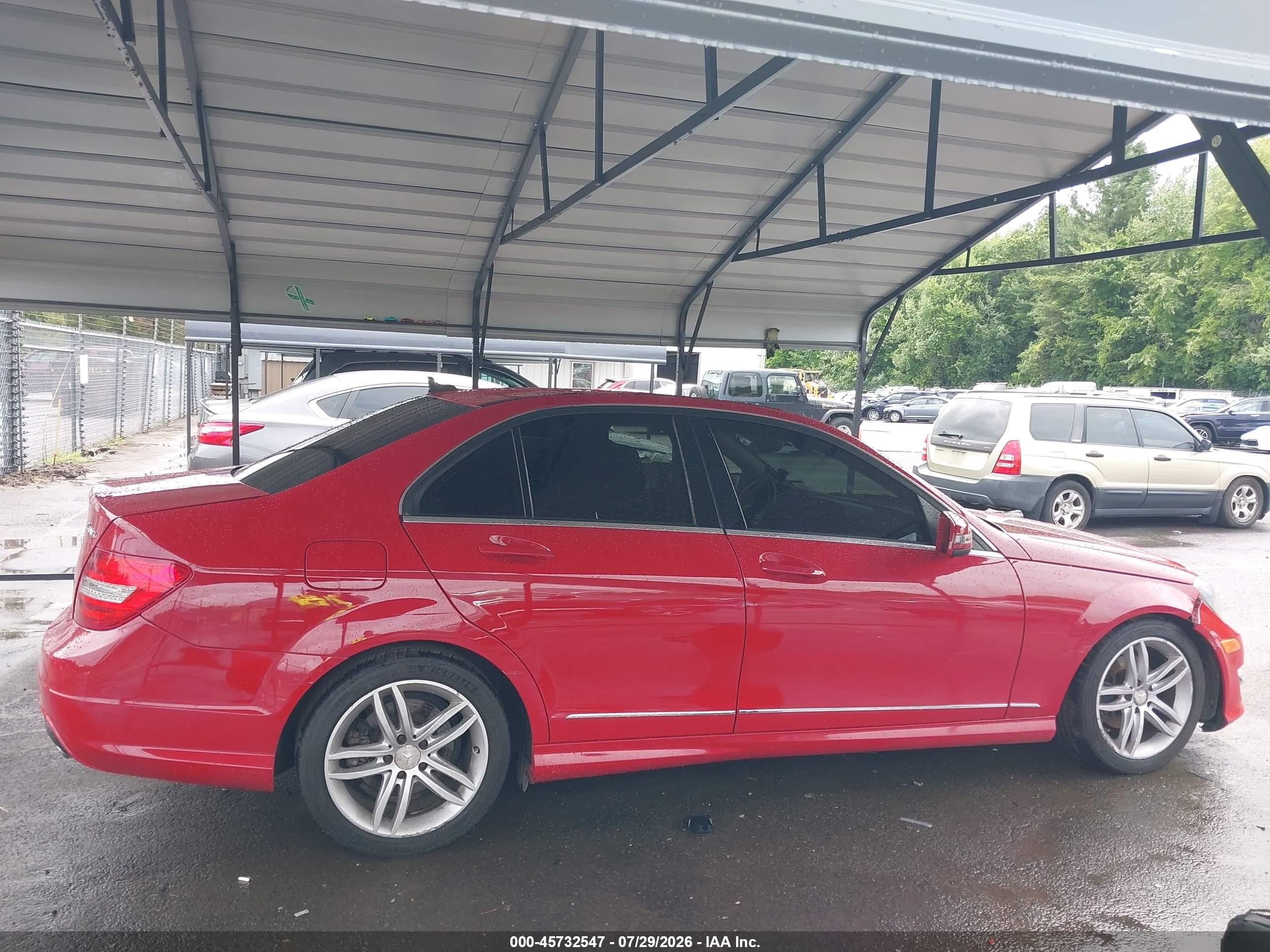 2012 Mercedes-benz C 300 Luxury 4matic/sport 4matic Red vin: WDDGF8BB6CF912732