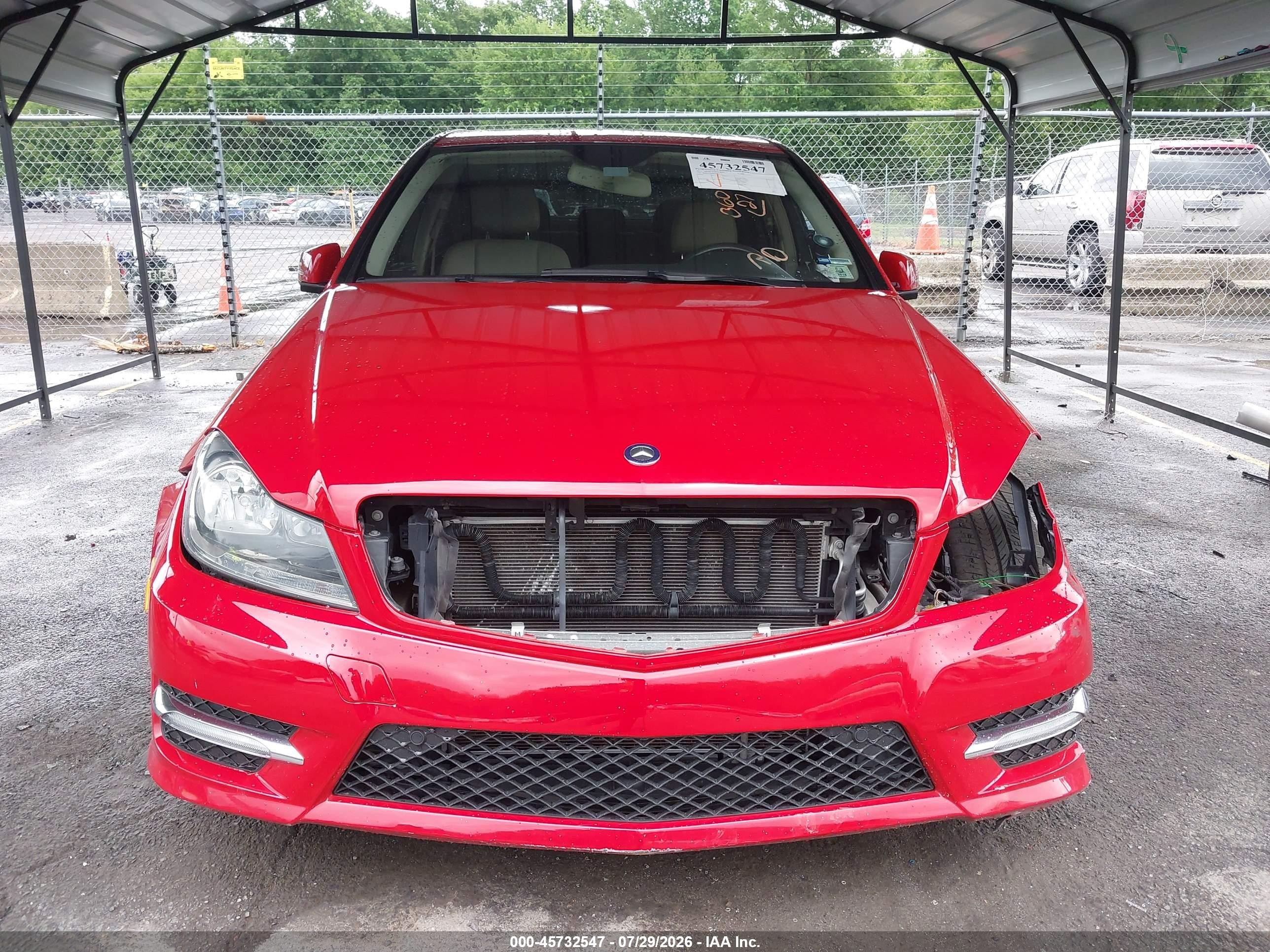 2012 Mercedes-benz C 300 Luxury 4matic/sport 4matic Red vin: WDDGF8BB6CF912732