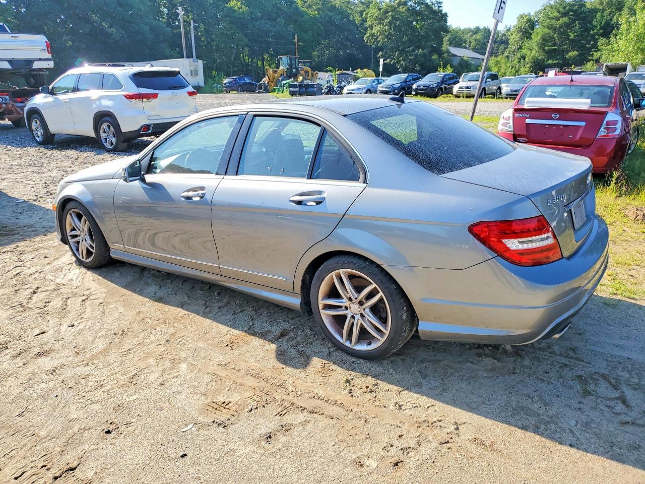 2012 Mercedes-benz C 300 4matic Серебряный vin: WDDGF8BB6CR193545