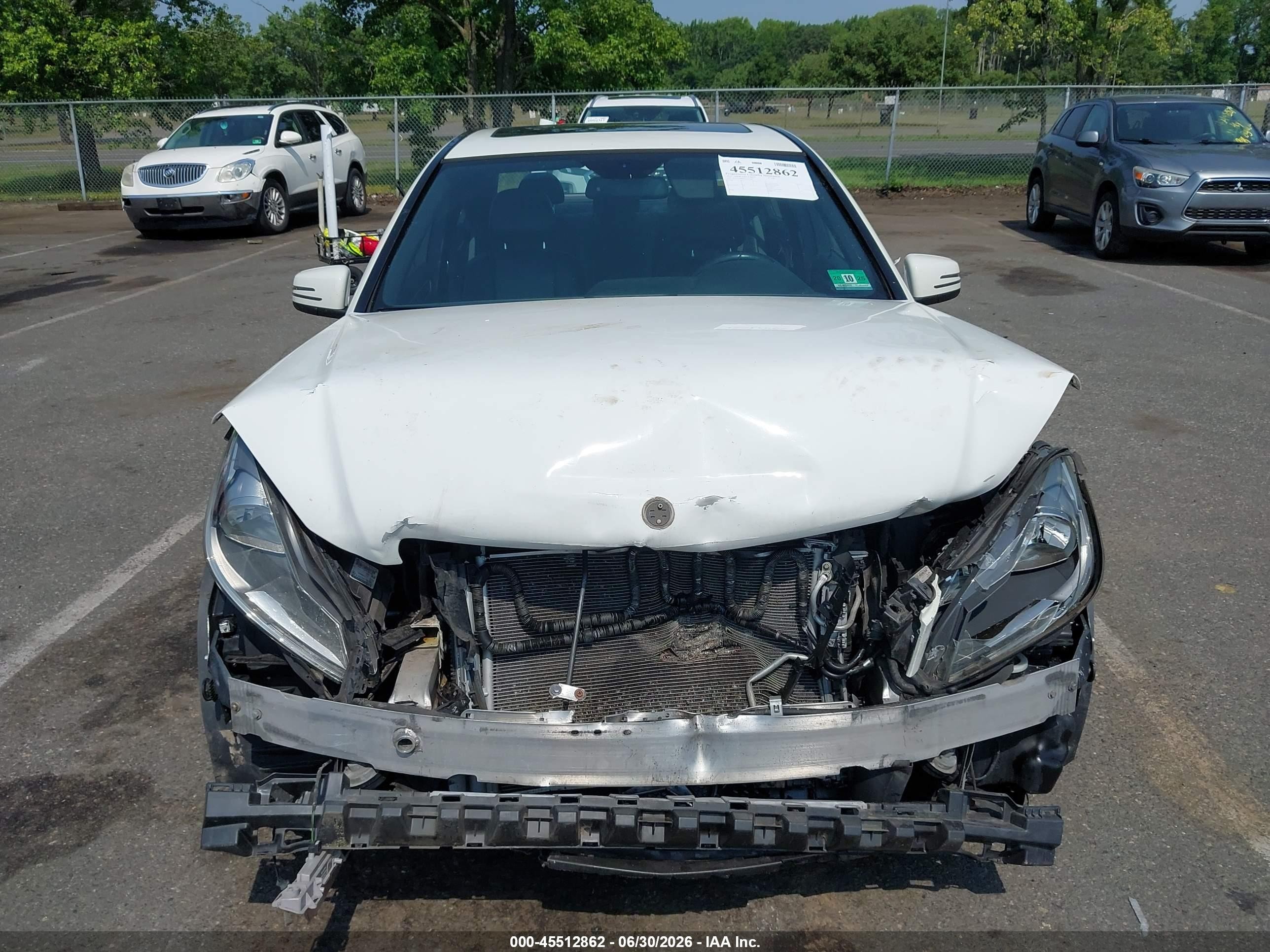 2012 Mercedes-benz C 300 Sport 4matic White vin: WDDGF8BB6CR205189