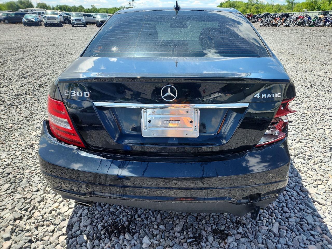 2012 Mercedes-benz C 300 4matic Black vin: WDDGF8BB6CR214832