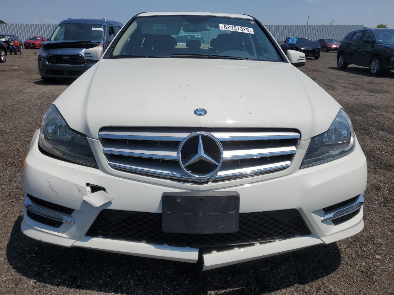 2012 Mercedes-benz C 300 4matic White vin: WDDGF8BB6CR238533