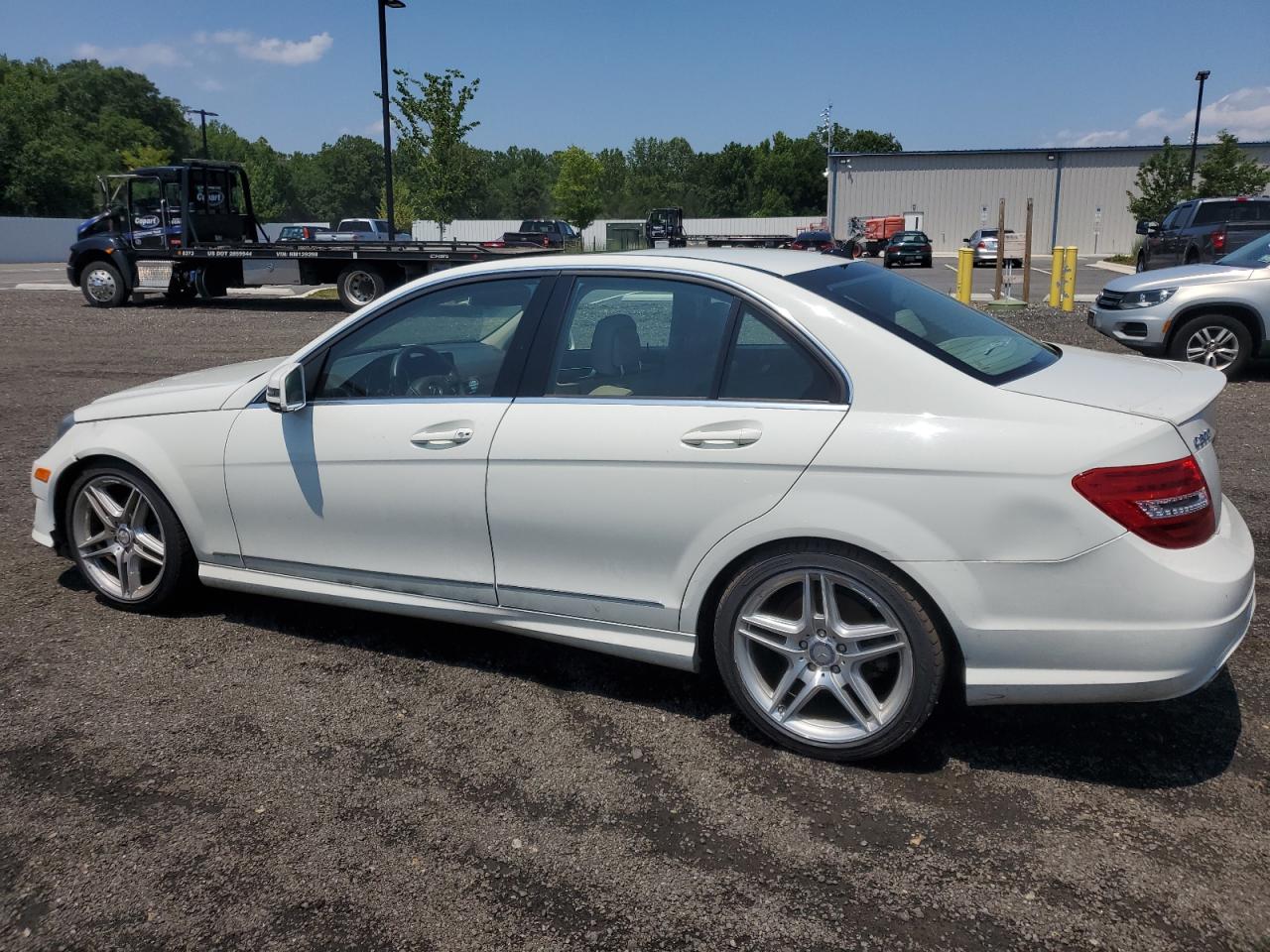 2012 Mercedes-benz C 300 4matic White vin: WDDGF8BB6CR238533