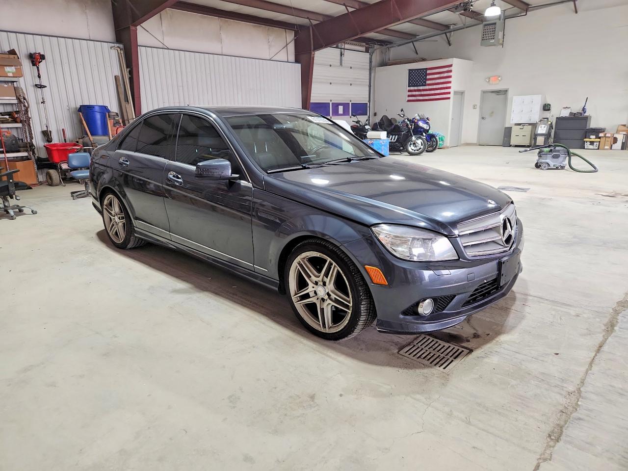 2010 Mercedes-benz C 300 4matic Gray vin: WDDGF8BB7AF401673