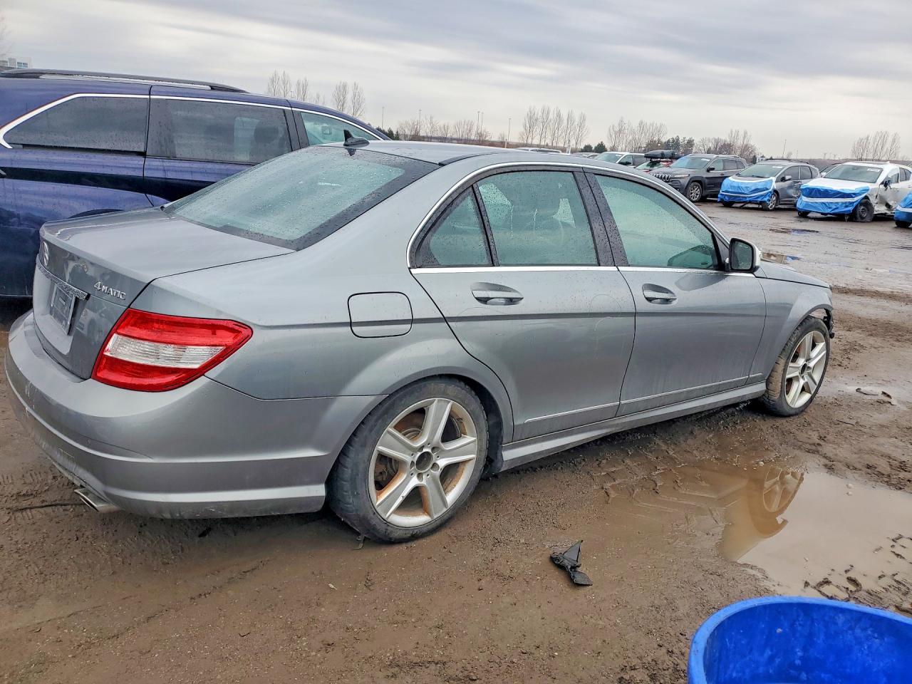 2010 Mercedes-benz C 300 4matic Серебряный vin: WDDGF8BB7AF418067