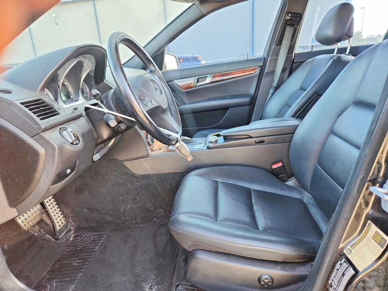 2010 Mercedes-benz C 300 4matic Black vin: WDDGF8BB7AF424452