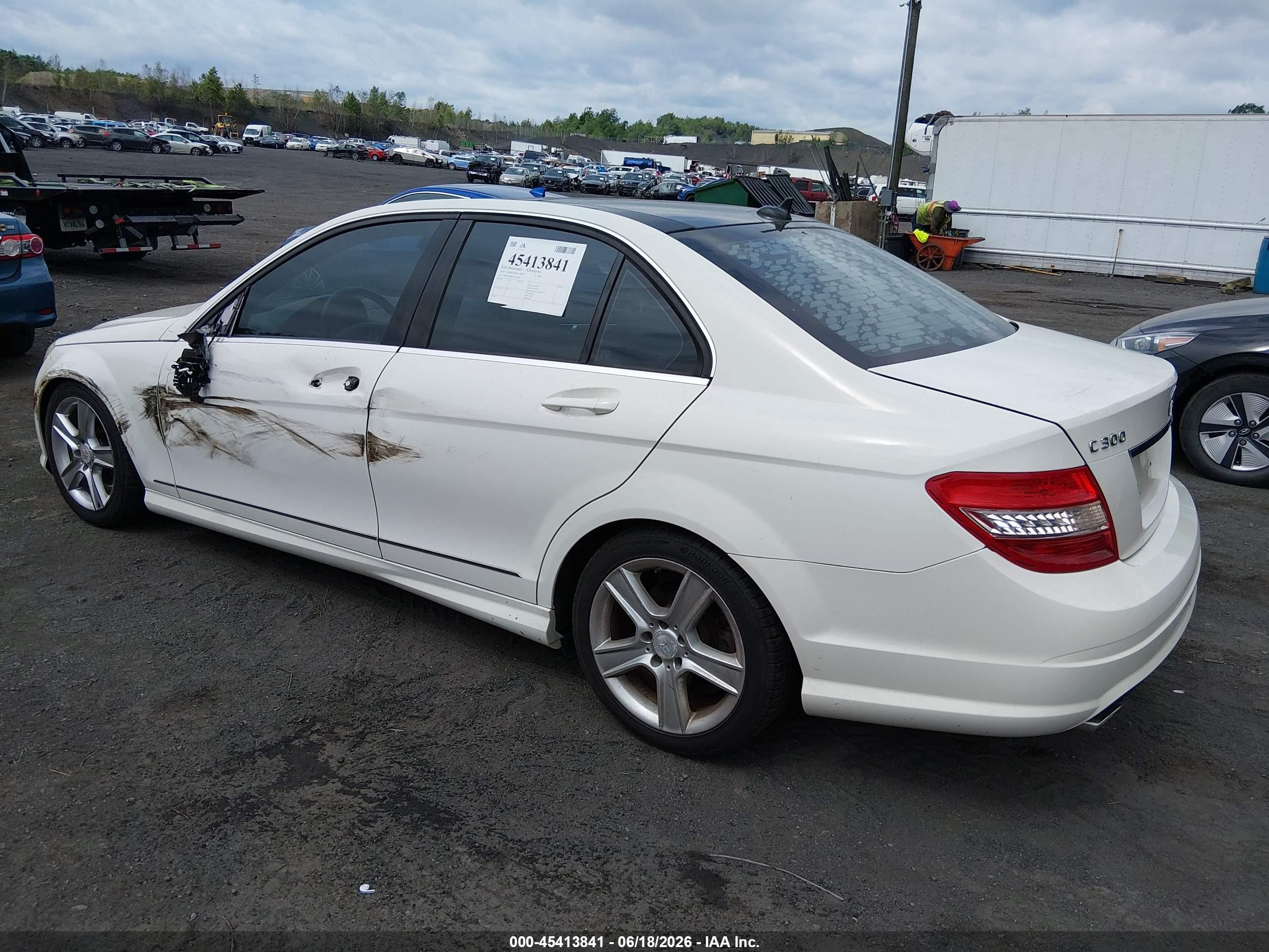 2010 Mercedes-benz C 300 Luxury 4matic/sport 4matic White vin: WDDGF8BB7AF432860