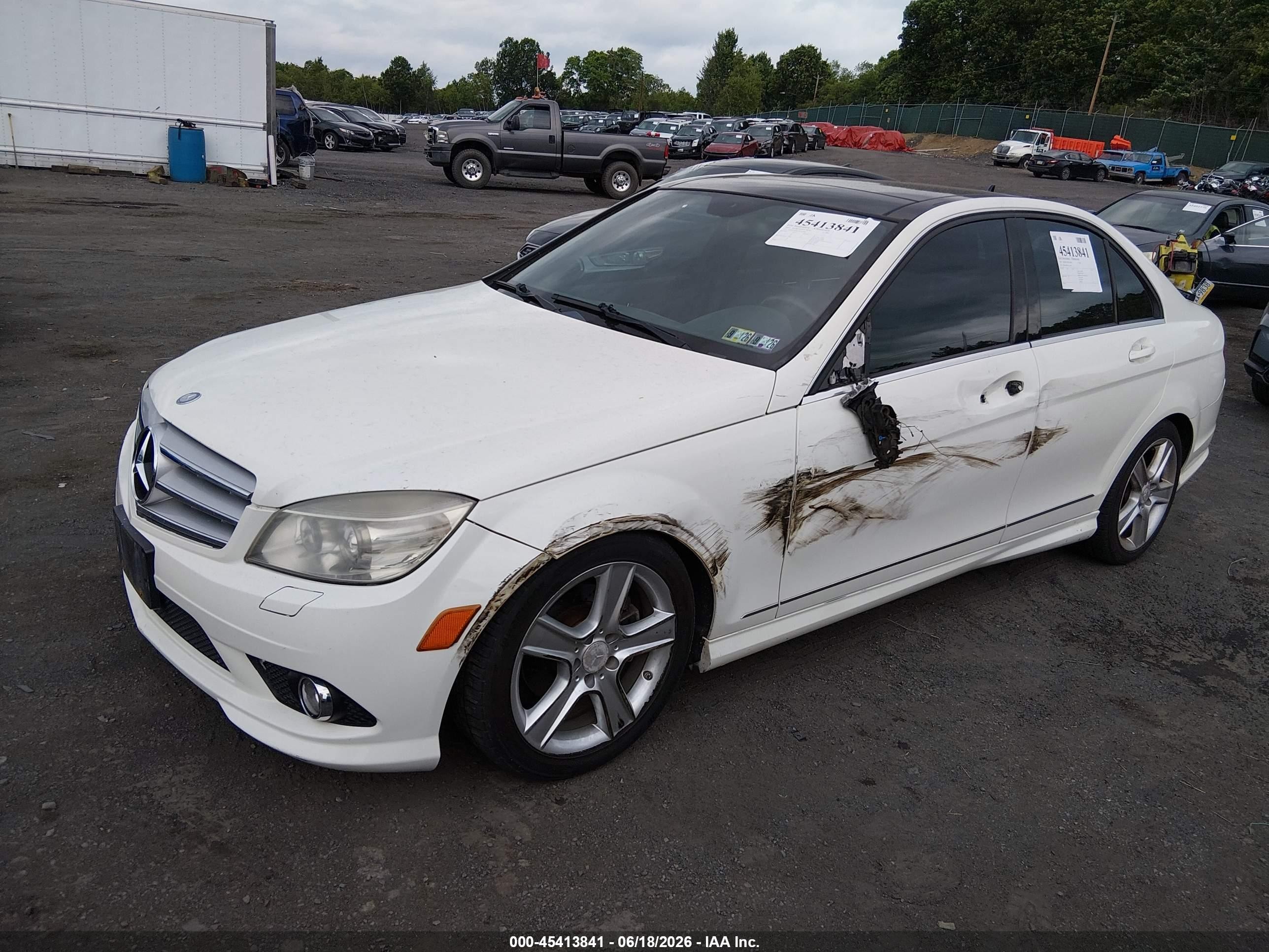 2010 Mercedes-benz C 300 Luxury 4matic/sport 4matic White vin: WDDGF8BB7AF432860