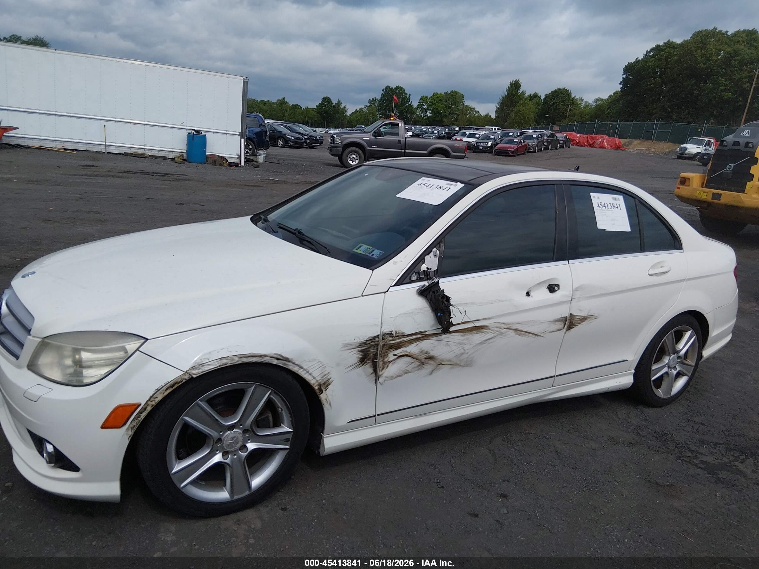 2010 Mercedes-benz C 300 Luxury 4matic/sport 4matic White vin: WDDGF8BB7AF432860