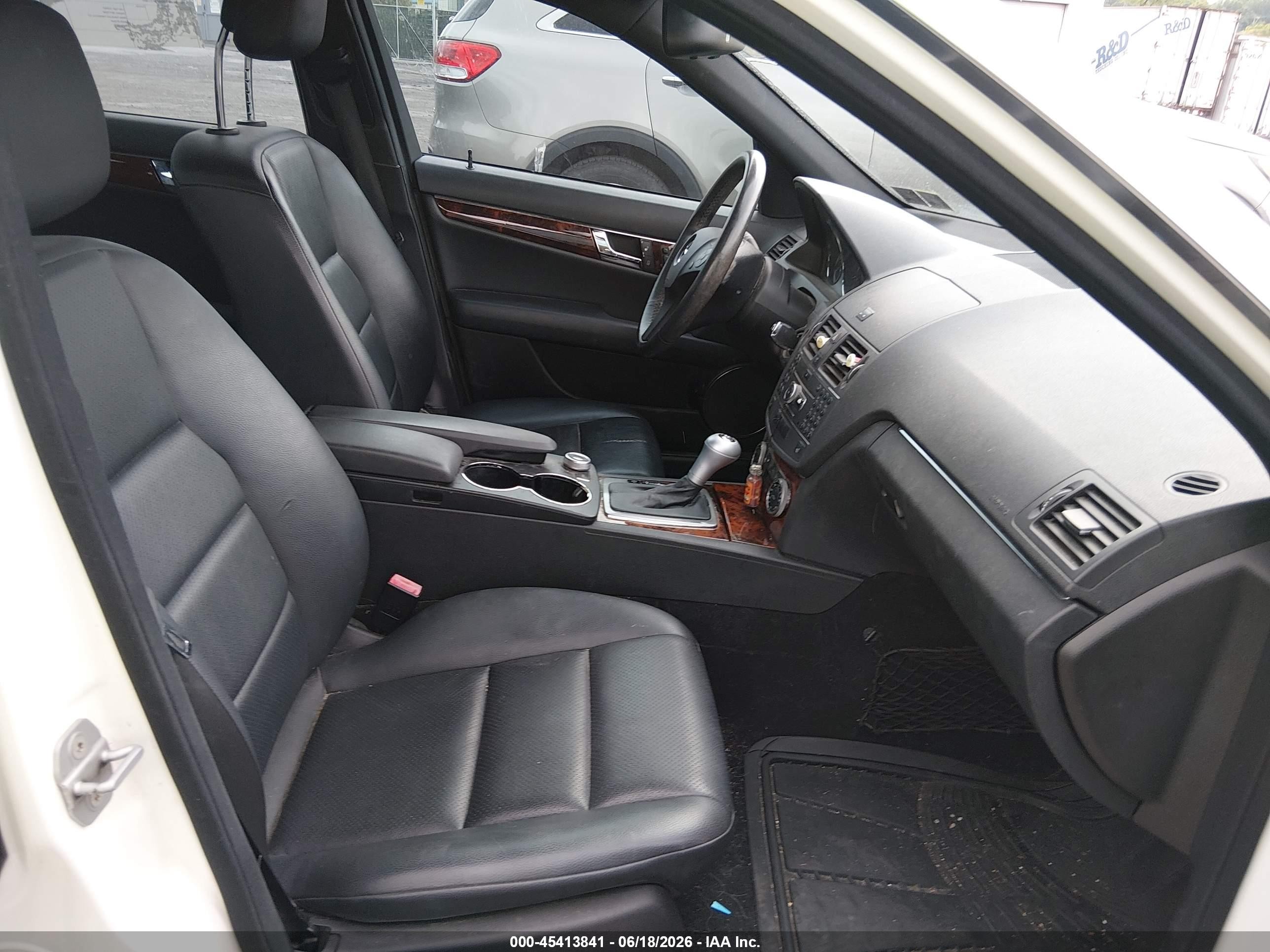 2010 Mercedes-benz C 300 Luxury 4matic/sport 4matic White vin: WDDGF8BB7AF432860