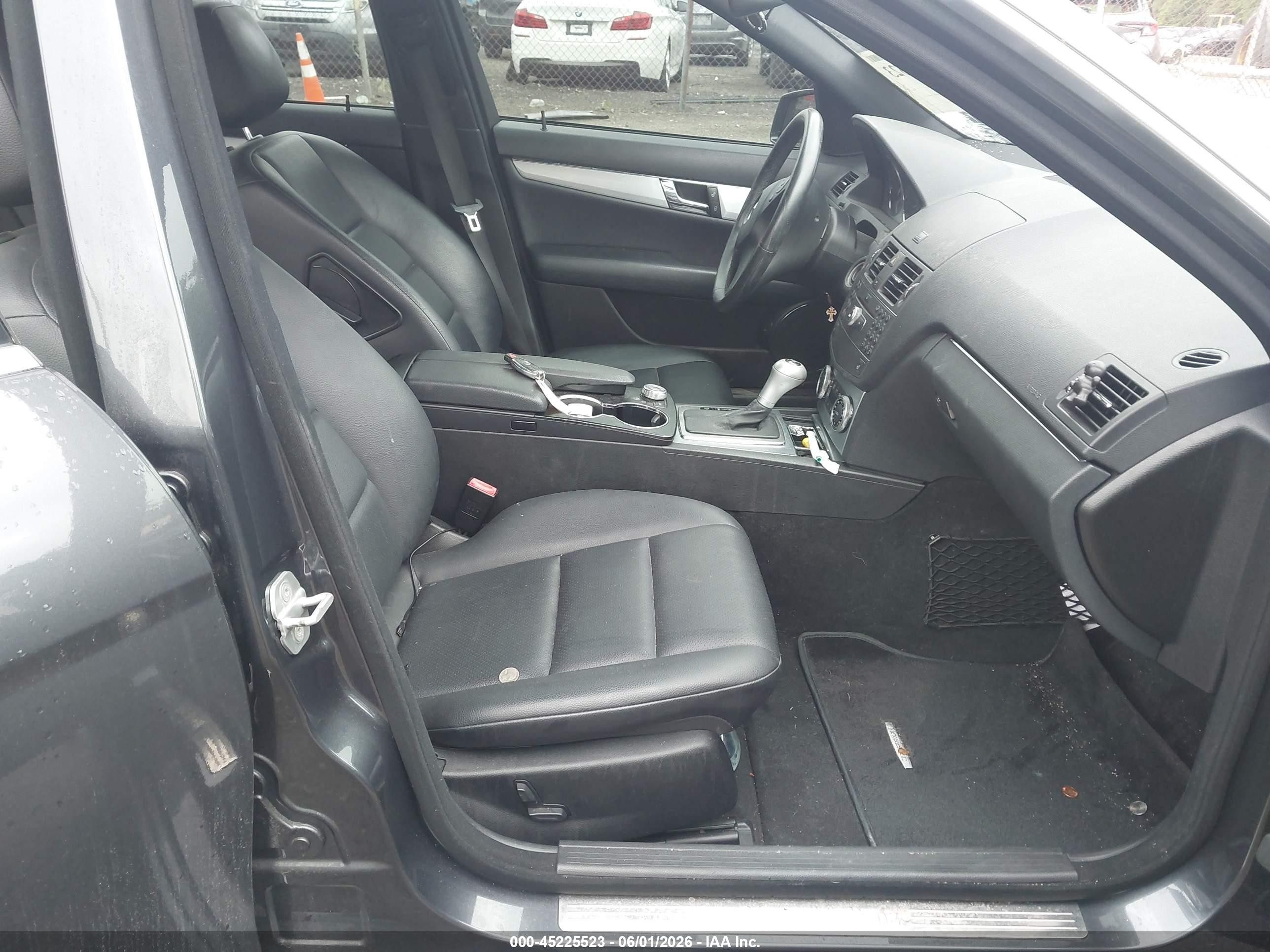 2010 Mercedes-benz C 300 Luxury 4matic/sport 4matic Gray vin: WDDGF8BB7AF480603
