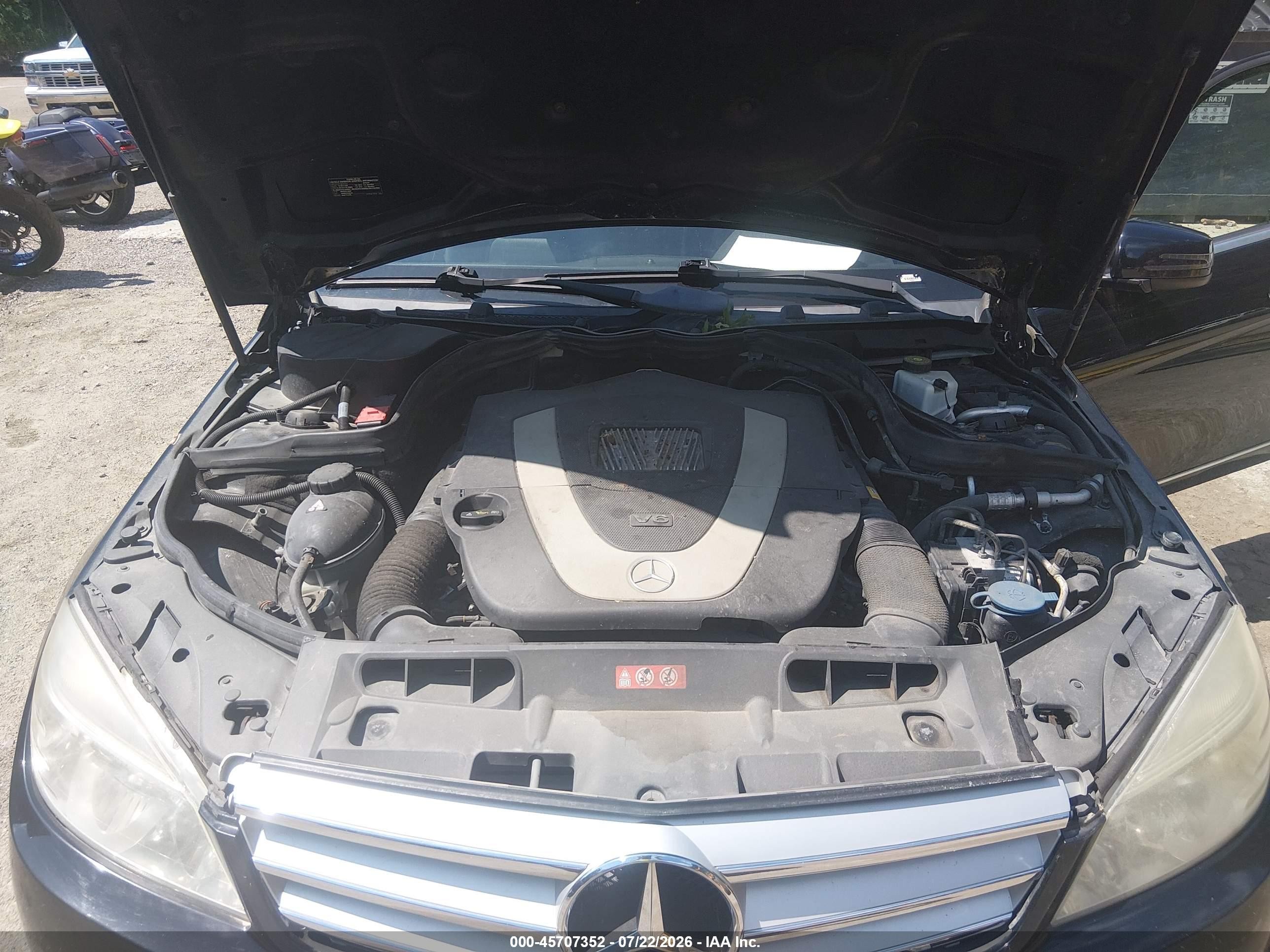 2010 Mercedes-benz C 300 Luxury 4matic/sport 4matic Black vin: WDDGF8BB7AR088154