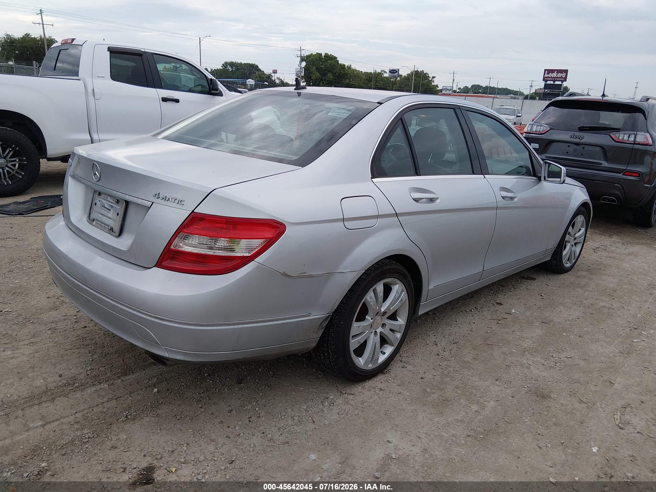 2010 Mercedes-benz C 300 Luxury 4matic Silver vin: WDDGF8BB7AR100335